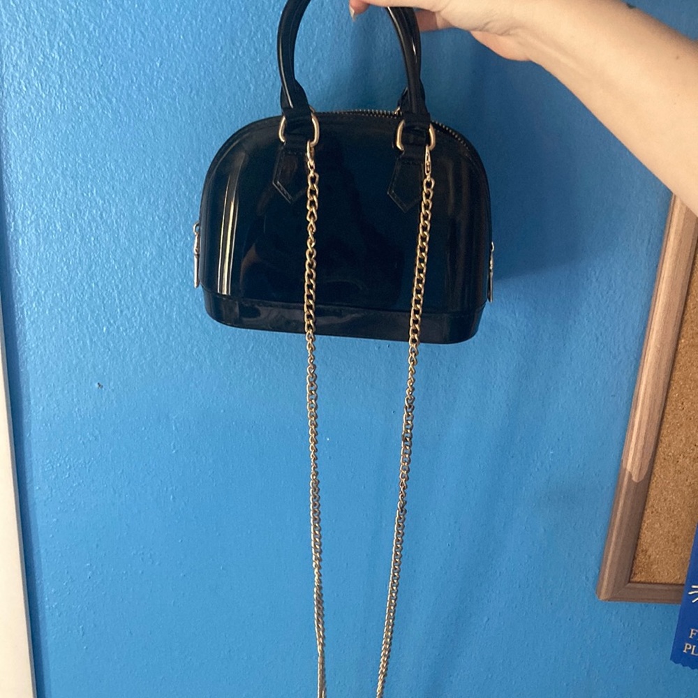 EUC only used three times perfect condition no pockets on the inside